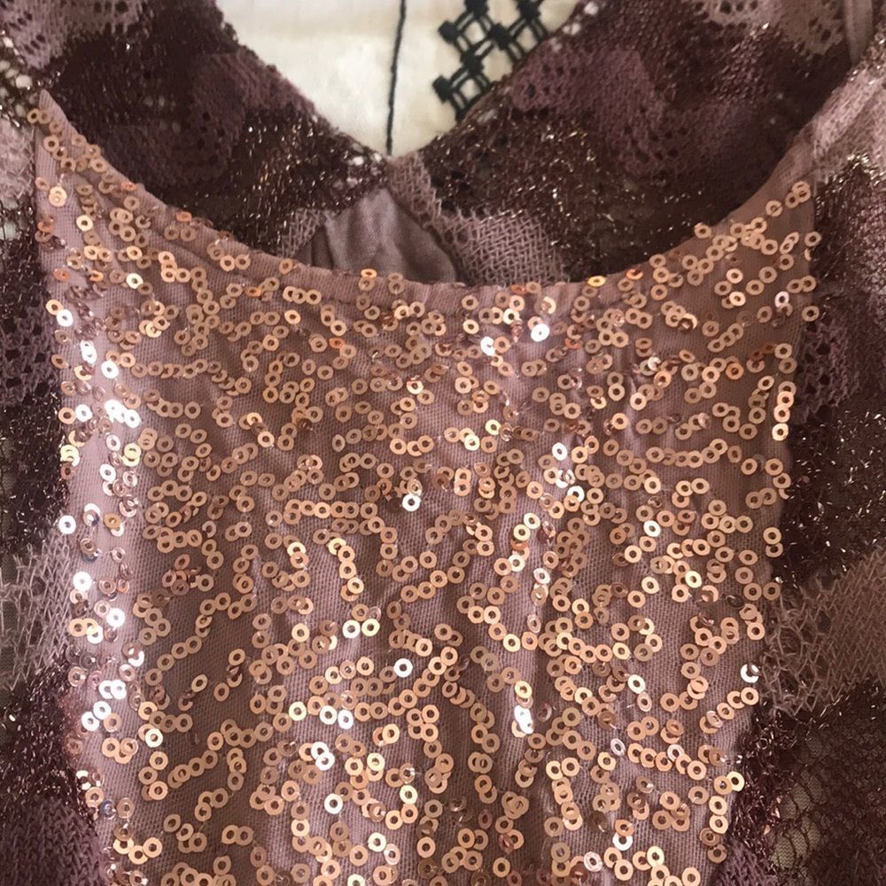 Sequined top - Picture 2 of 5
